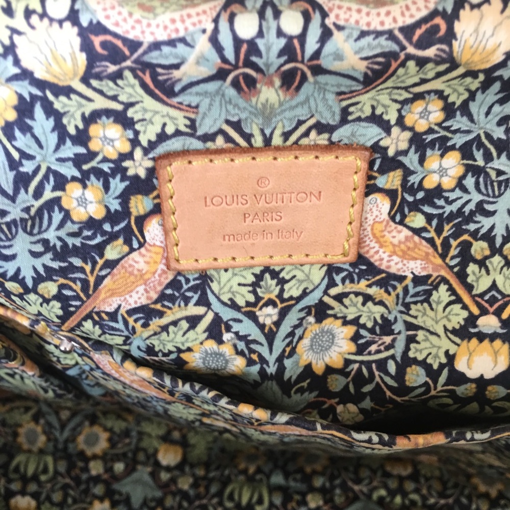 Louis Vuitton Limited Edition  Denim Bowly bag - Picture 4 of 8